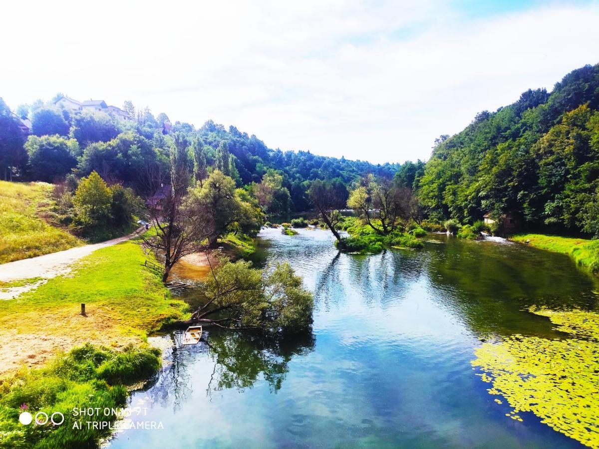 Smaragd River Near Rastoke & Plitvice Lakes Slunj