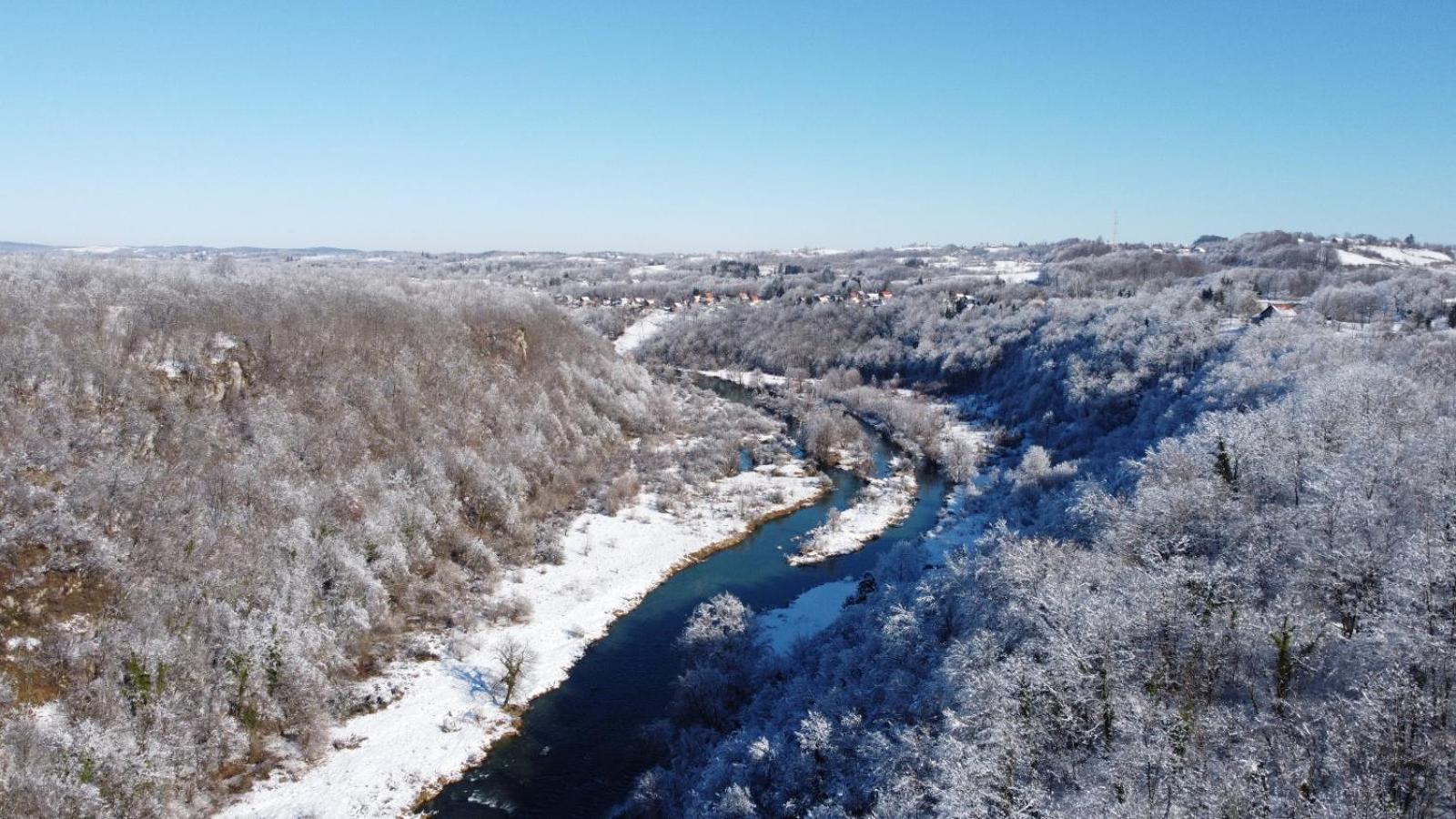 Smaragd River Near Rastoke & Plitvice Lakes Apartment *