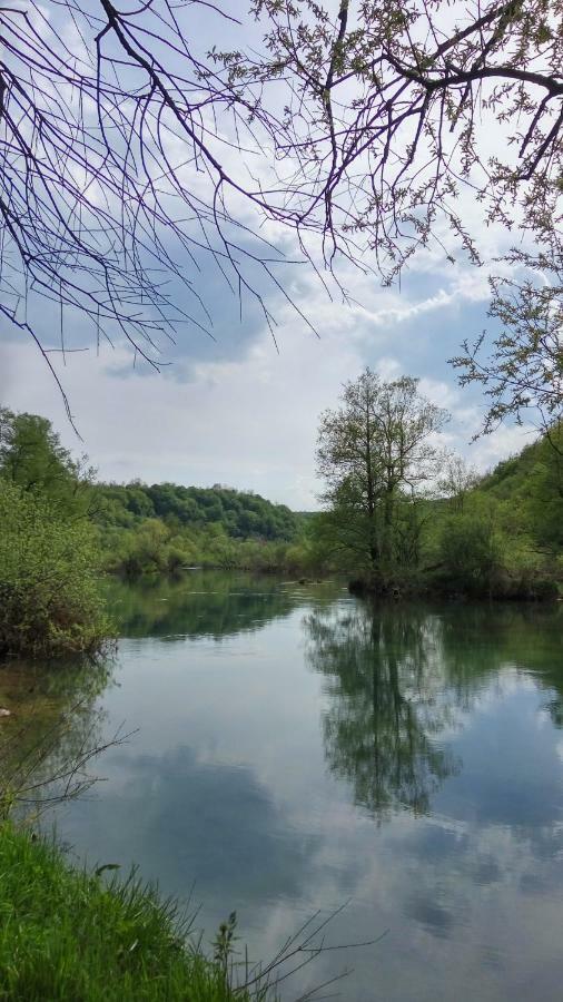 Smaragd River Near Rastoke & Plitvice Lakes Apartment Slunj
