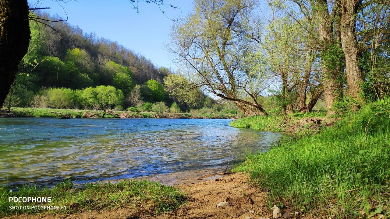 Smaragd River Near Rastoke & Plitvice Lakes Apartment